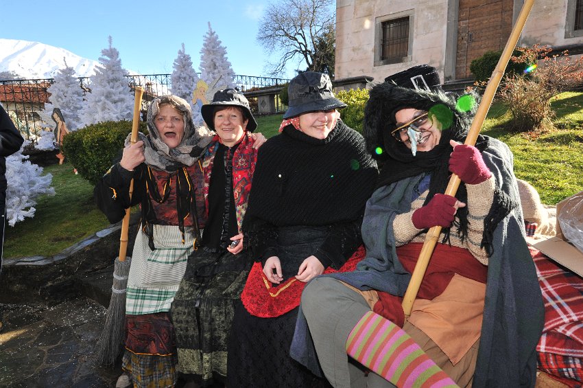 113 La Befana in Grimoldo a Oltre il Colle.JPG